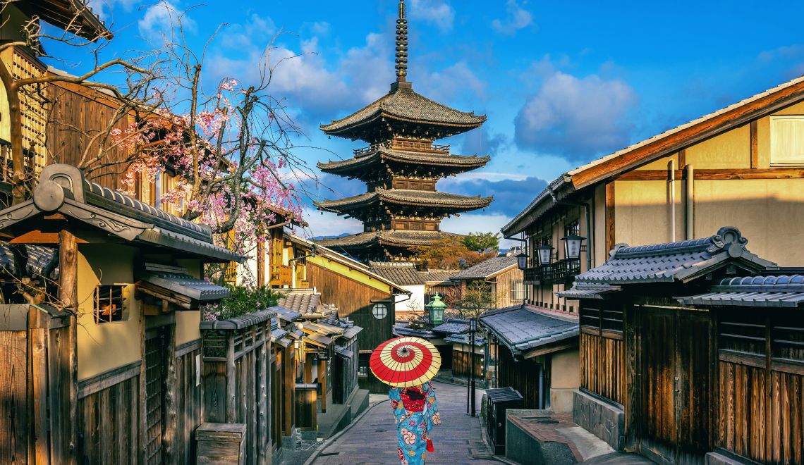 Asian woman wearing japanese traditional kimono at Yasaka Pagoda